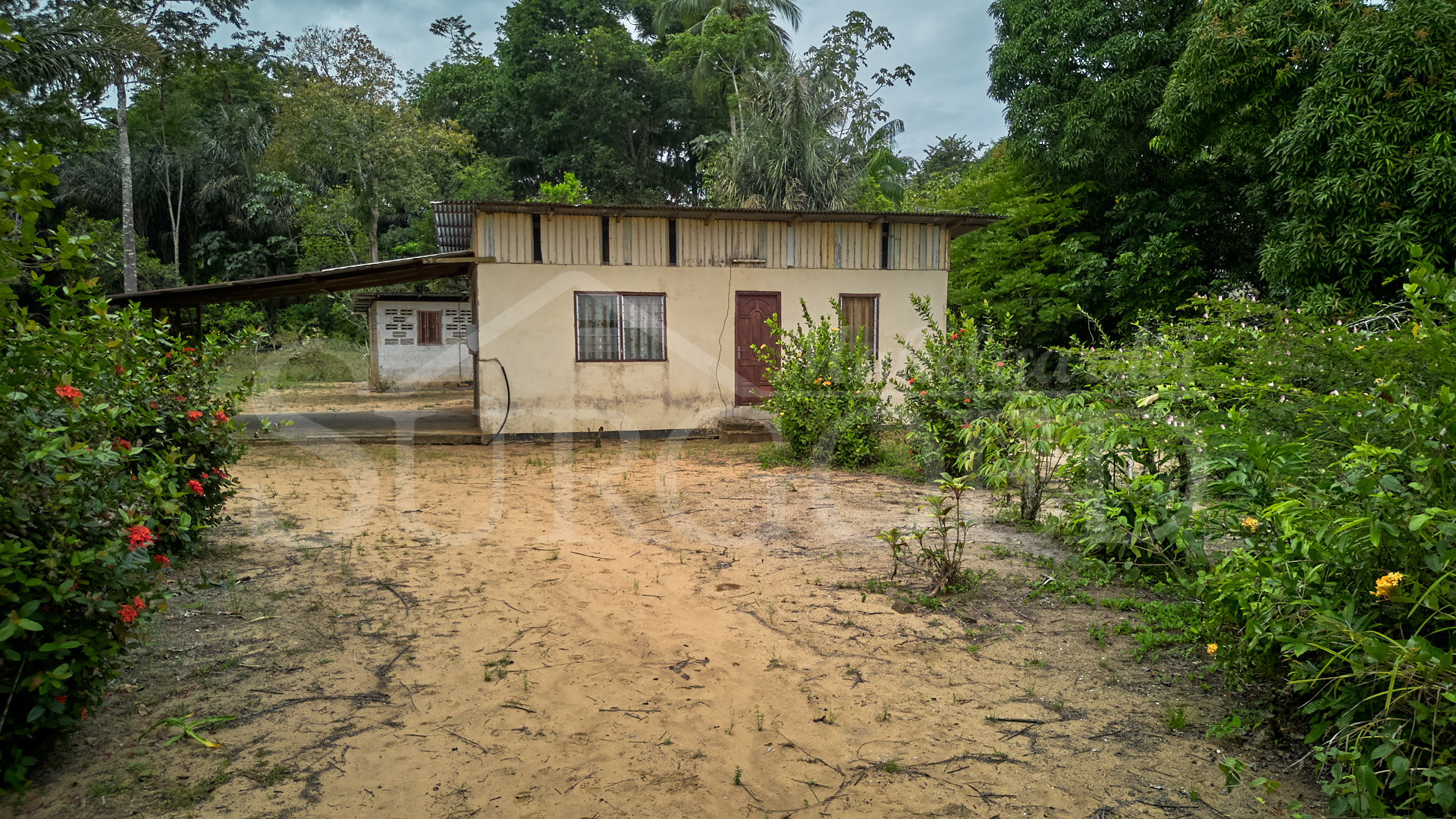 Oost-West-Verbinding-Commewijne-Suriname-Surgoed-Makelaardij-N.V-KW01613-11.jpg
