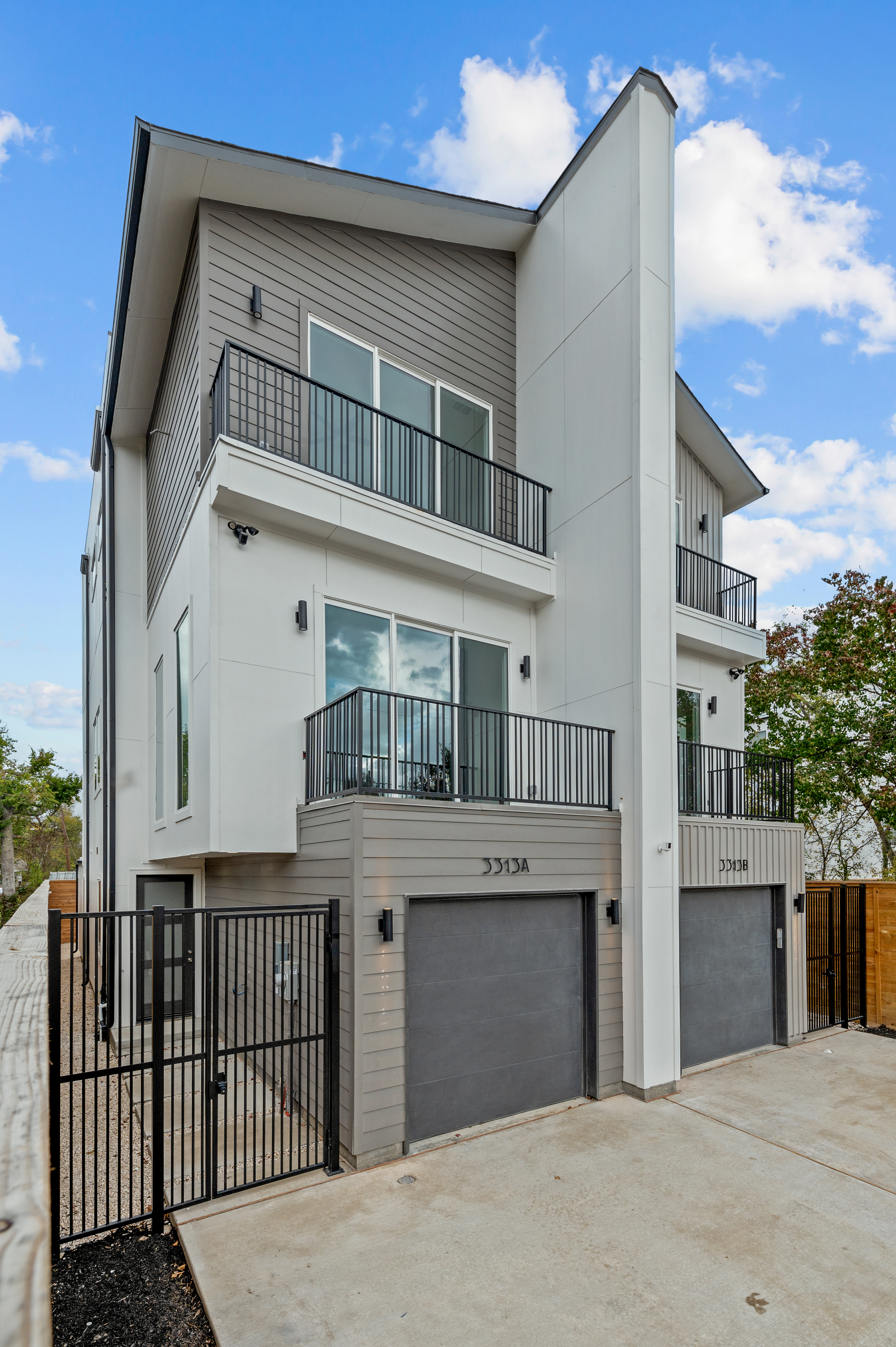 Hadley Street Luxury Duplex - Image 24