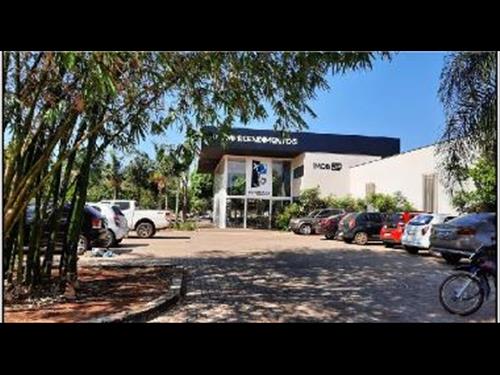 Prédio           -   - 747,30m2