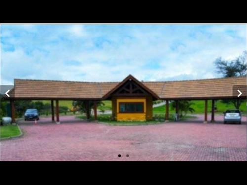 LOTE 41644        Terreno c/ 1.303,55m², Lote 17. quadra B...