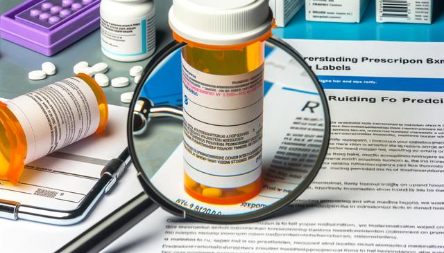 How to Read and Understand Prescription Labels: A Comprehensive Guide