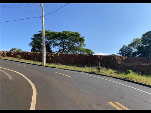 Terreno Urbano 462,95m2 - Próximo ao novo contorno, ruas asfaltadas, parte alta, área em ascensão e...