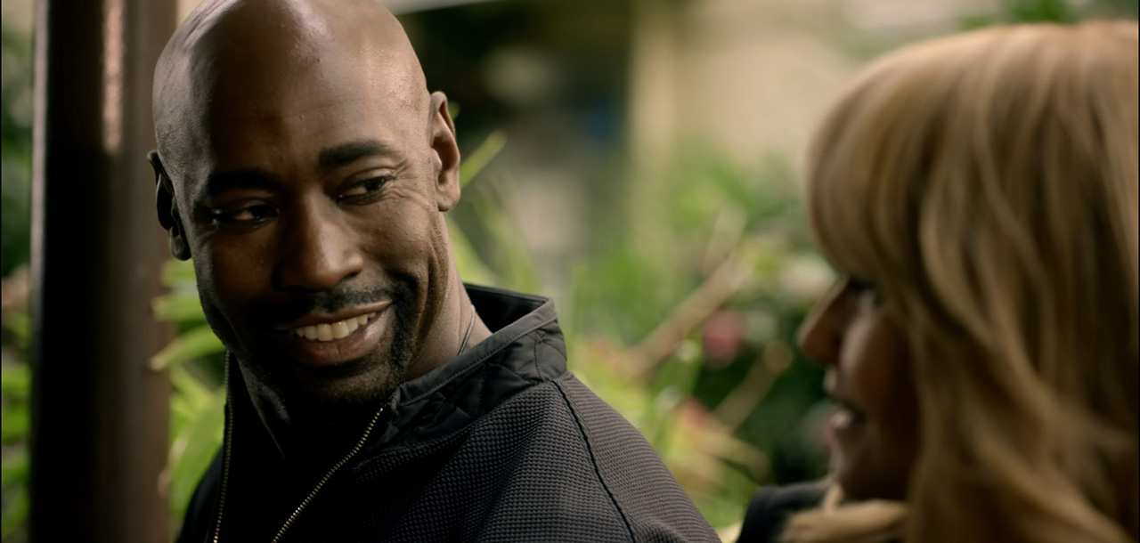 s2ep10-amenadiel-meets-penelope