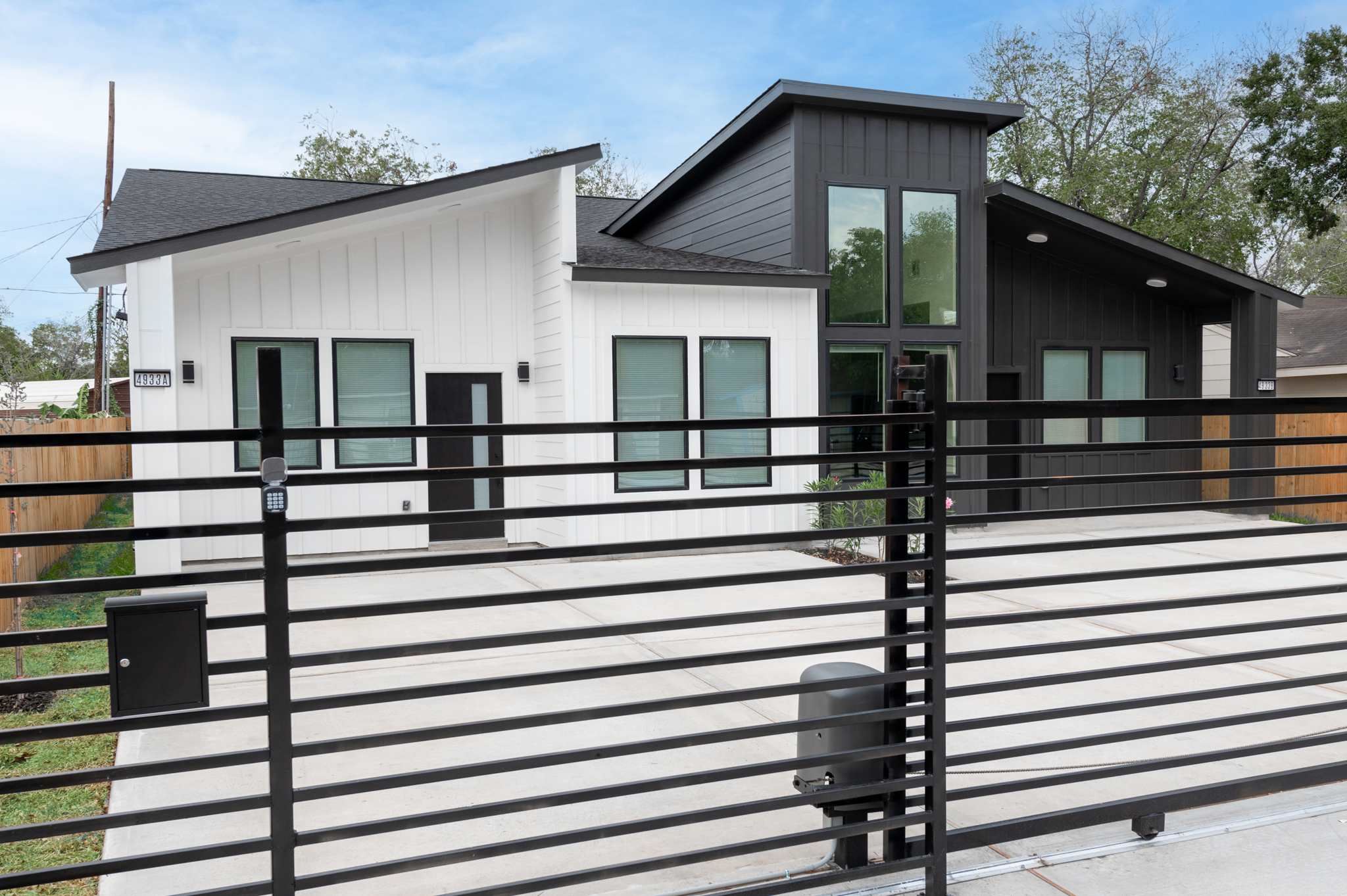 Burma Road Multi-Family Duplex - Image 14