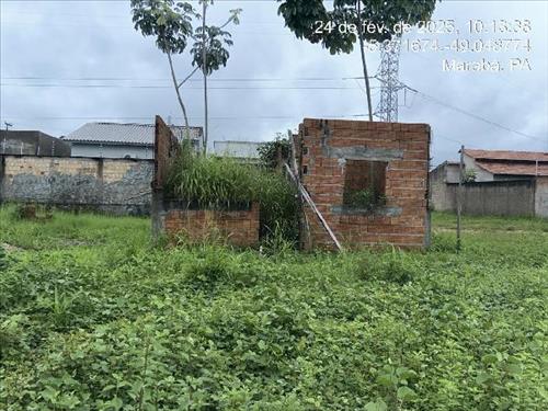 Terreno          -   - 270,00m2
