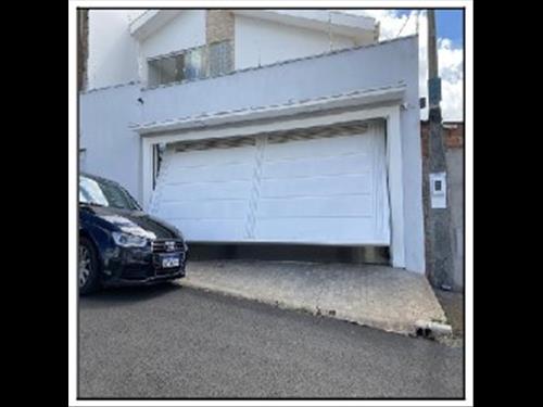 Casa             -   - 287,74m2
