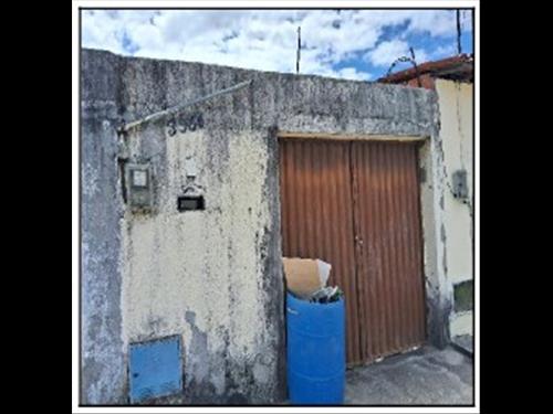 Casa             -   - 72,80m2