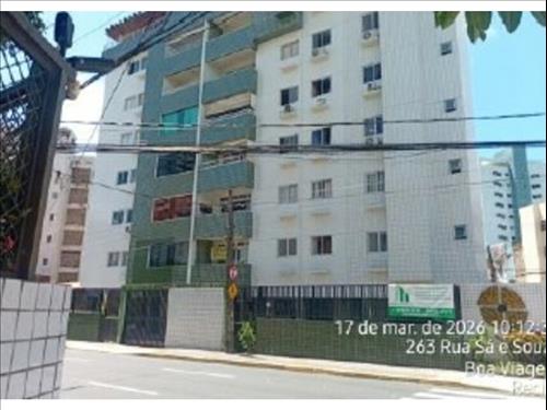 Apartamento à venda em leilão