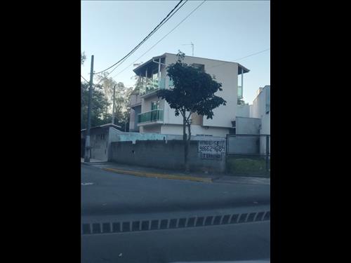 Sobrado em terreno de 156,77 m² e área construída de 113,83 m² - Real Park Jundiapeba