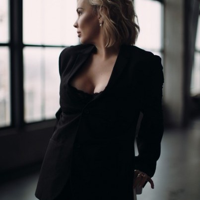 lady's photo