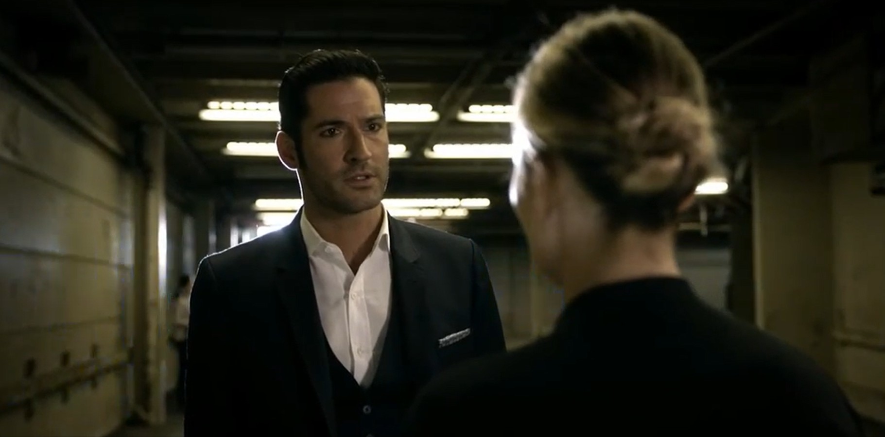 s2ep03-lucifer-not-standing-in-way-of-excelent-work