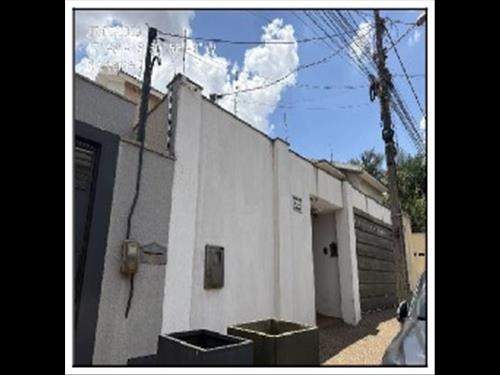 Casa             -   - 267,36m2