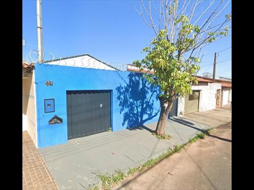 Terreno 240m² c/ Construção, Desocupado no Guarani em Uberlandia/MG