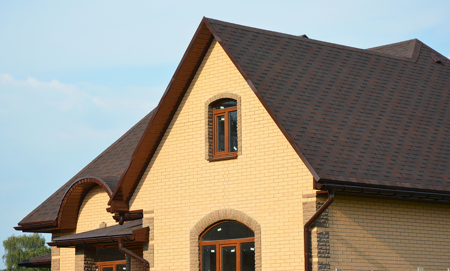 Questions To Ask Roofing Contractors - A Roofer Hiring 