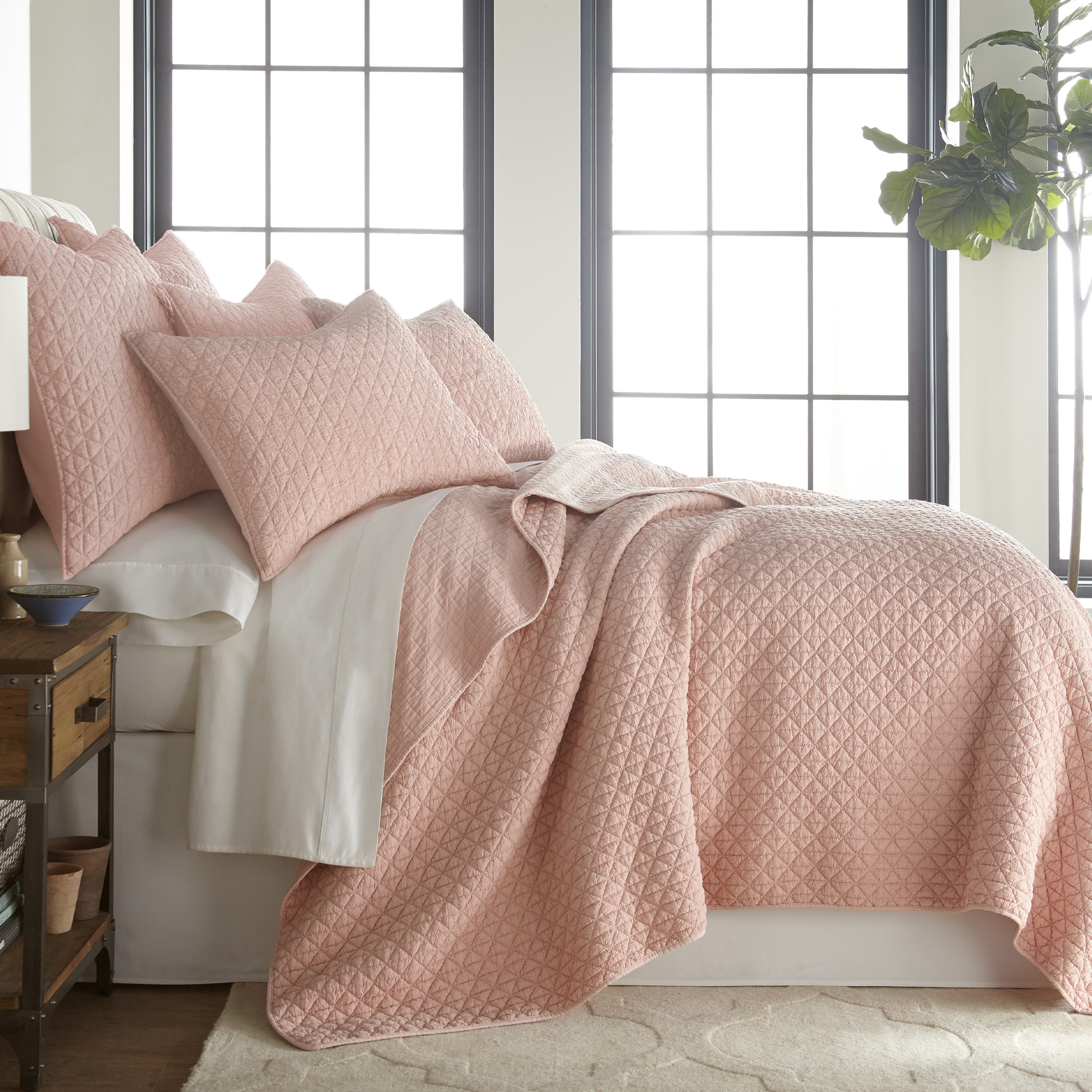 Rowan White Quilt Set- HomThreads by Levtex Home