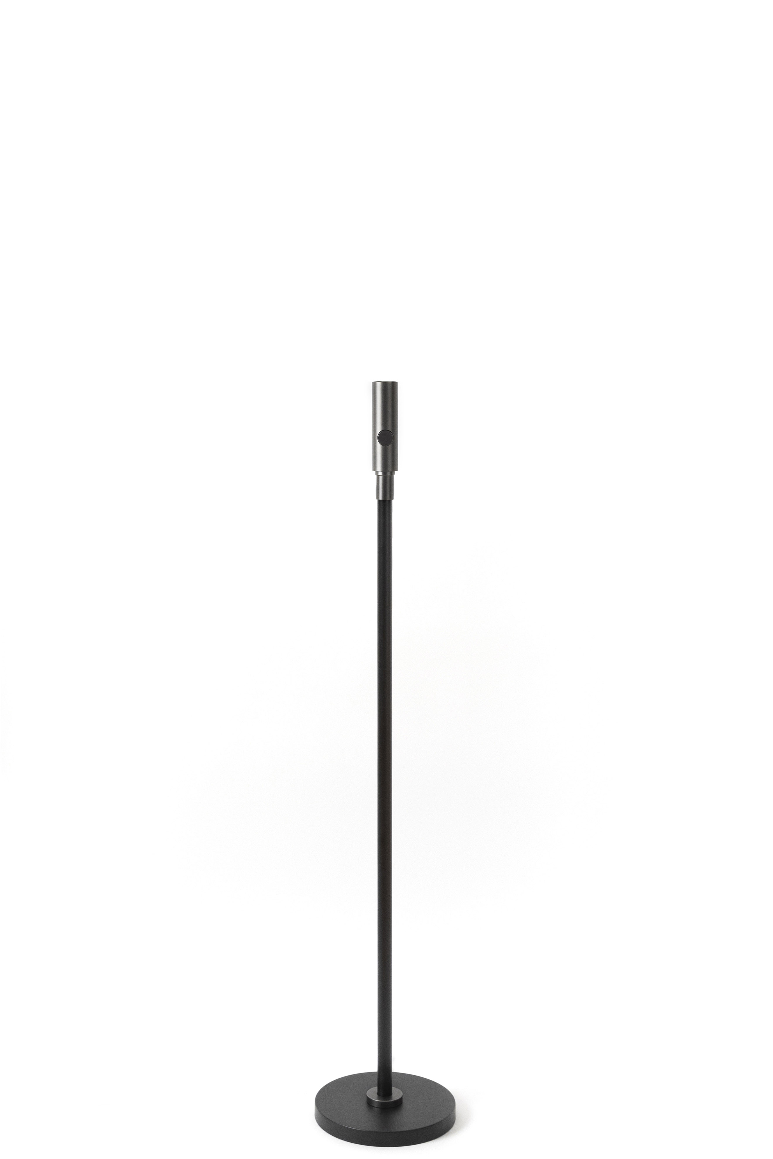 Poise Floor Lamp in Graphite with Sphere V LED bulb