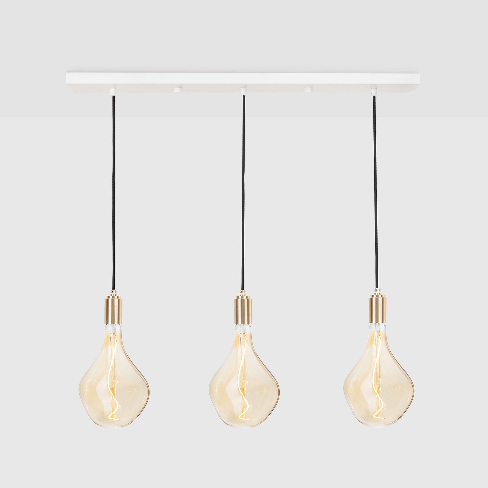 Linear Triple Pendant in White with 3 Brass Pendants EU